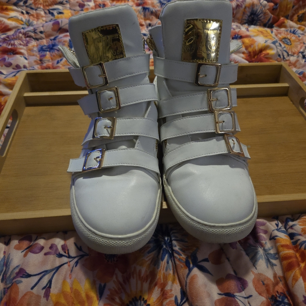 Hip hop asylum shoes
